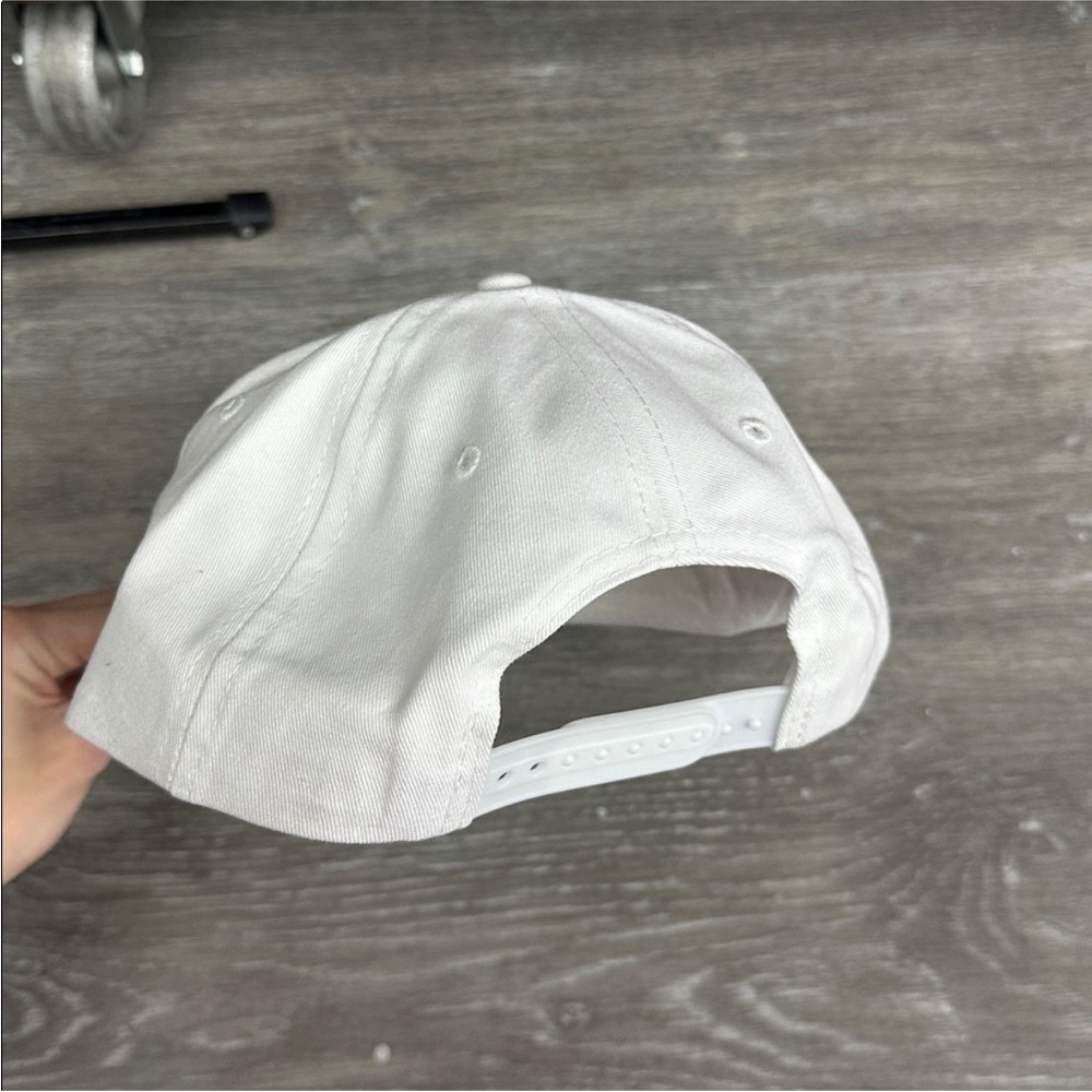 ALL 6 White Embroidered 'Beach Life' Rope-Trim Snapback Hat Scarlett - Picture 5 of 5